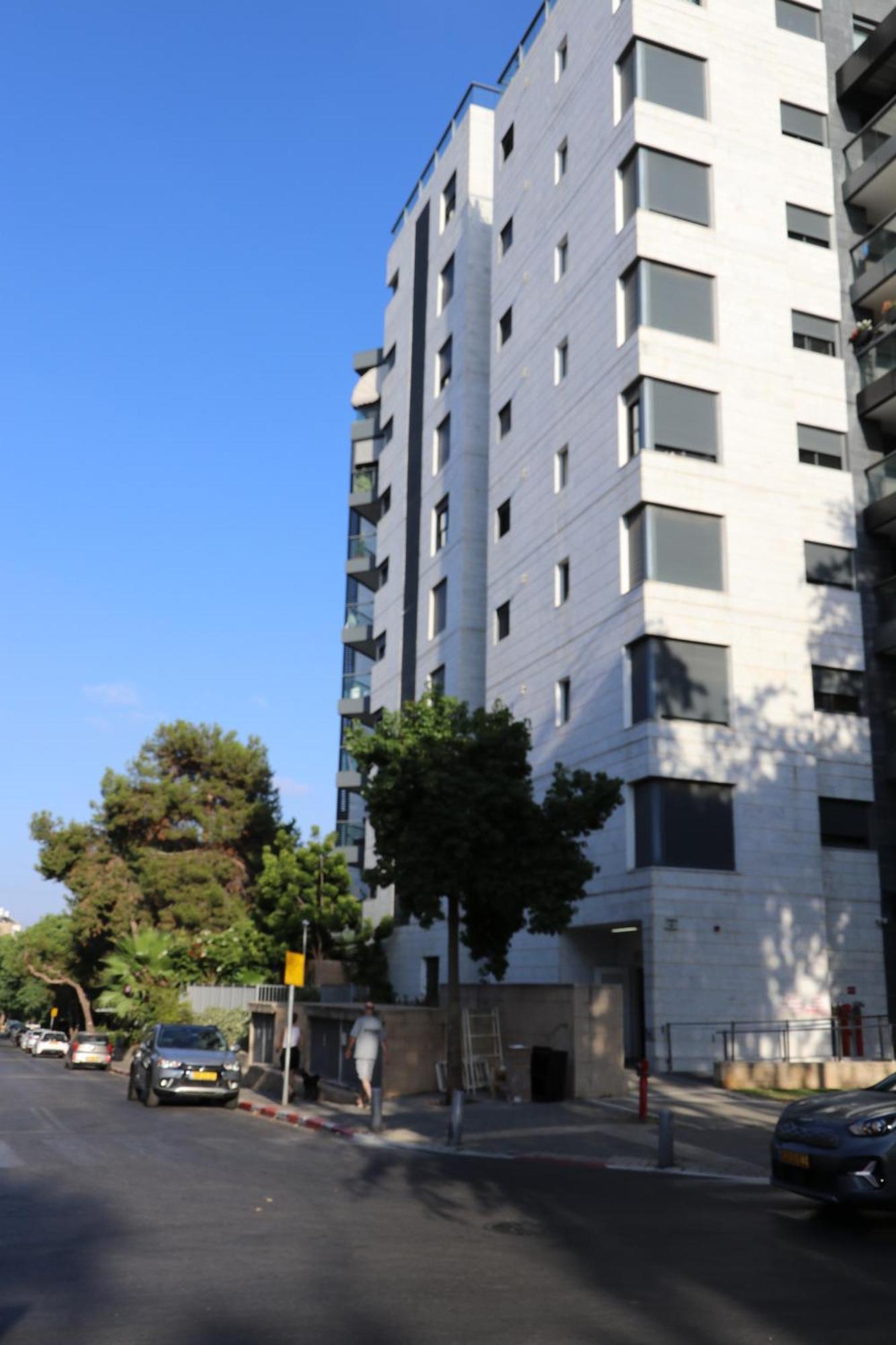 Assuta Apartment *